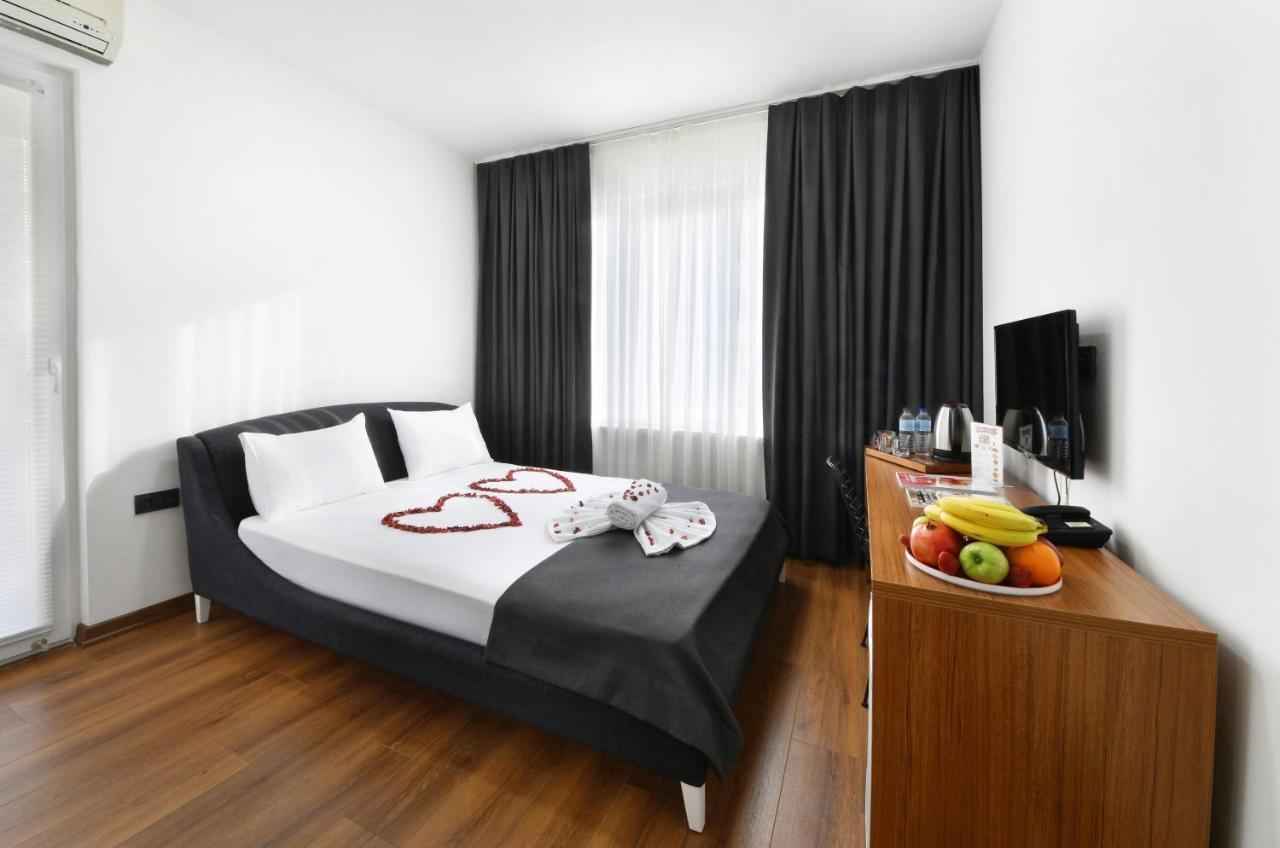 Nish Suites Atasehir Istambul Extérieur photo