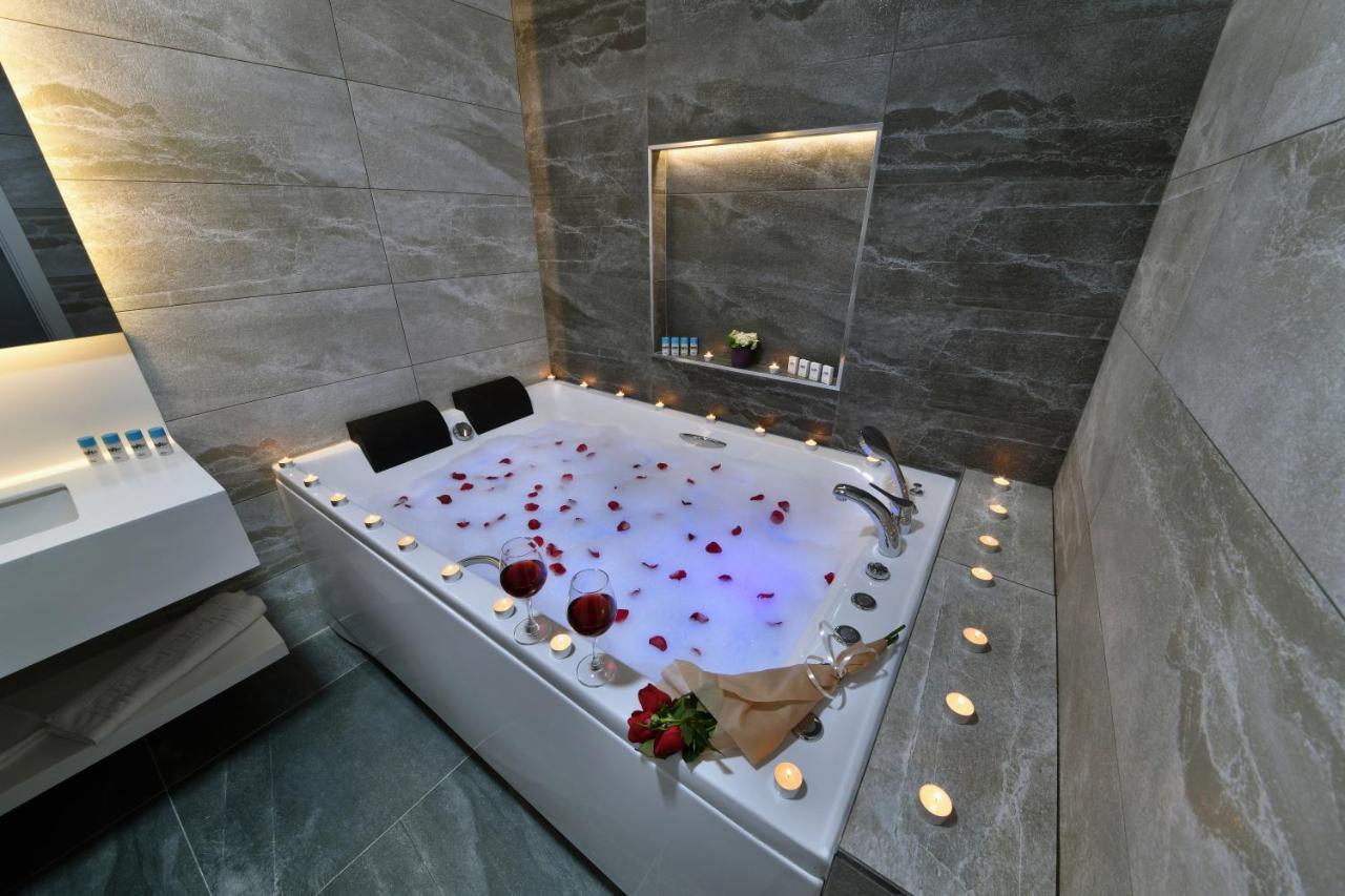 Nish Suites Atasehir Istambul Extérieur photo