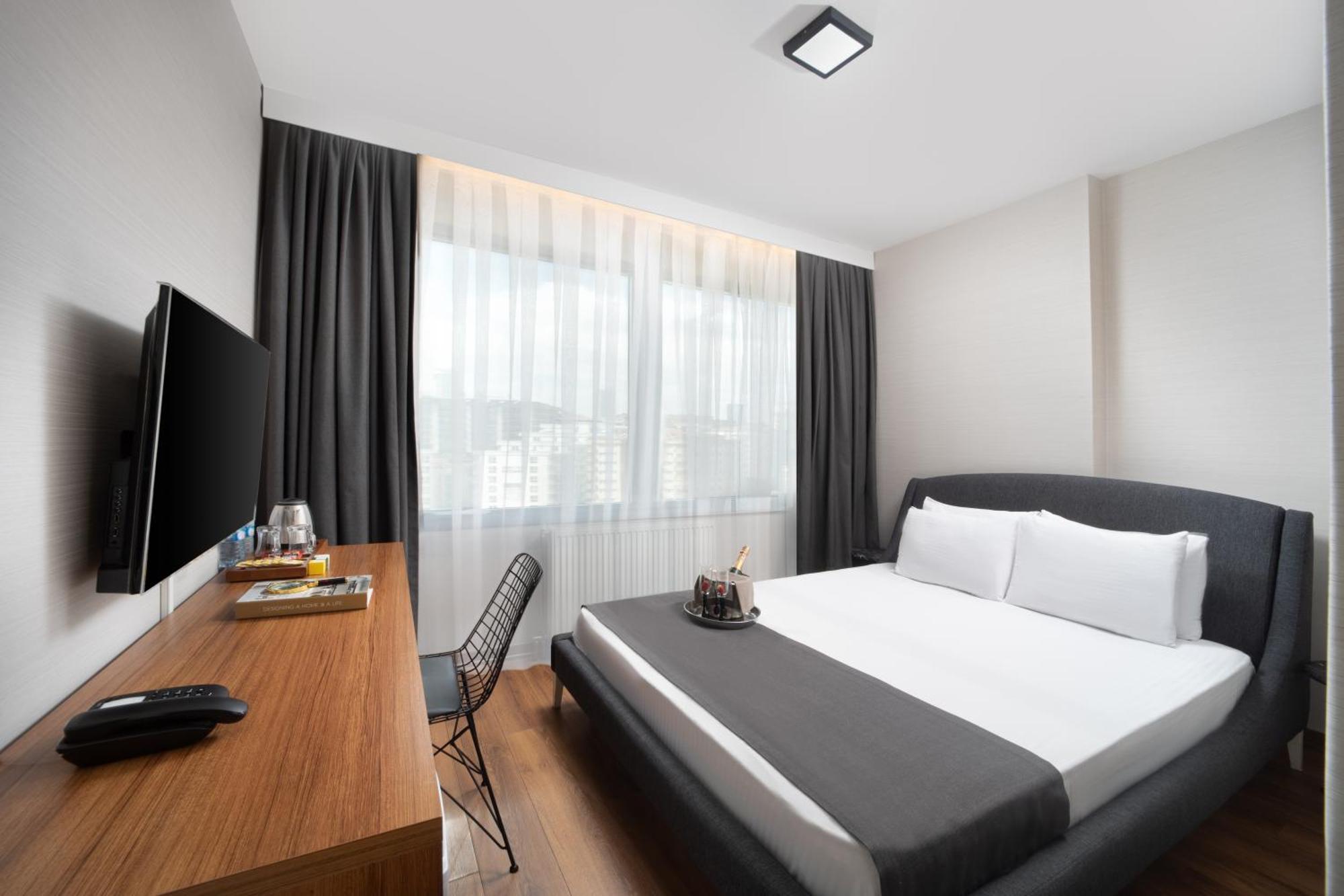 Nish Suites Atasehir Istambul Extérieur photo